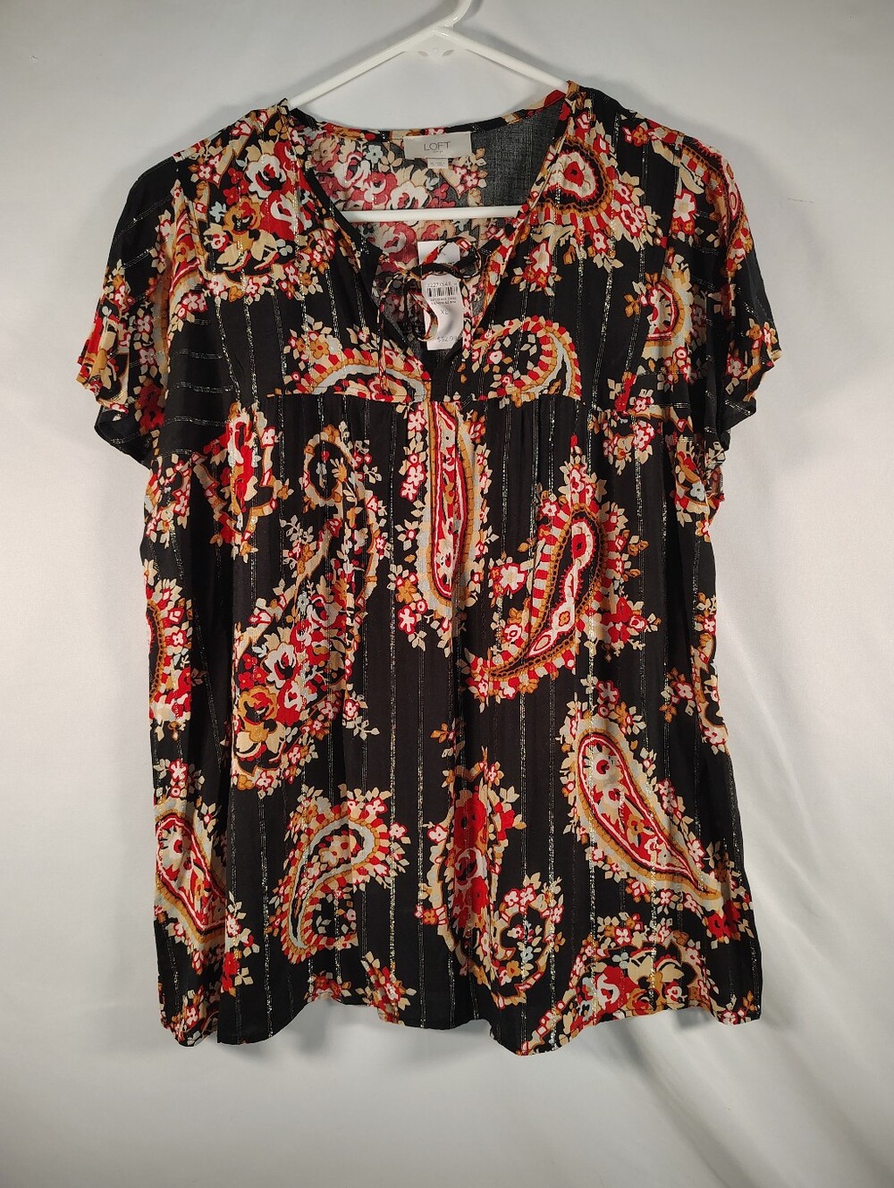 LOFT Black Paisley Short-Sleeve Blouse with Red and Tan Accents. Women's XL